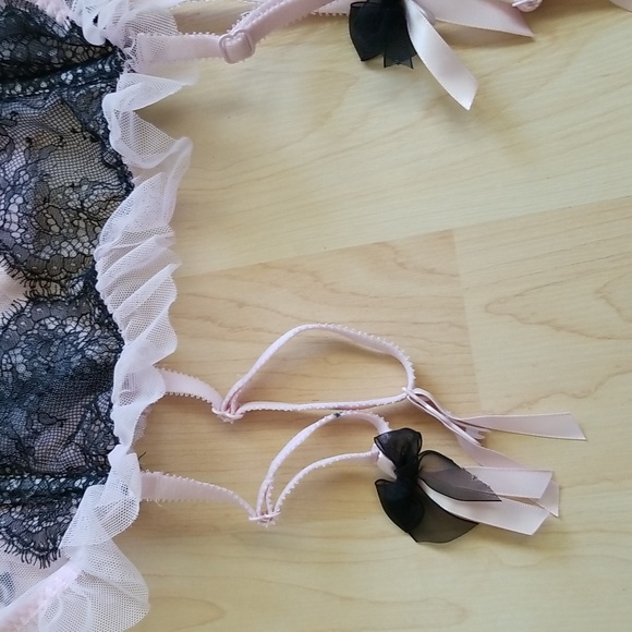 Victoria secret corsets - Picture 4 of 7